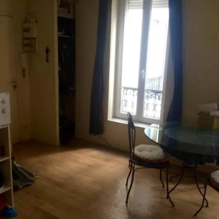 Cozy Place In Center *
