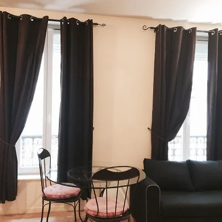 アパート Cozy Place In Center *