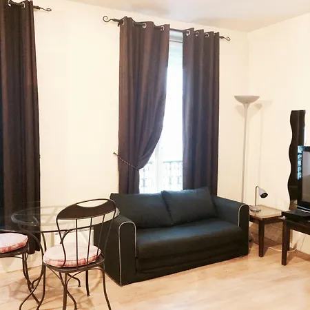 Cozy Place In Center